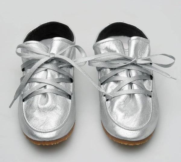 Sneakers in pelle argentata